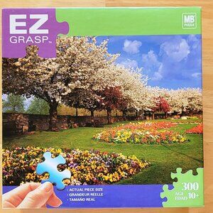 Hasbro EZ Grasp 300 Piece "Stratford-upon-Avon England" Puzzle (172)